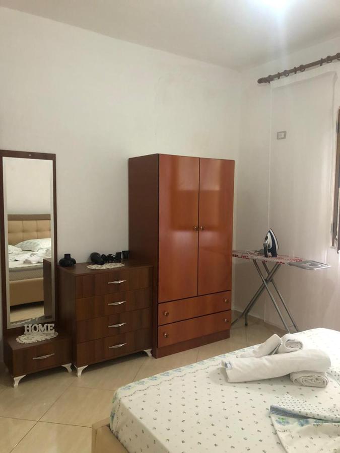 Teo Apartment Saranda Dış mekan fotoğraf