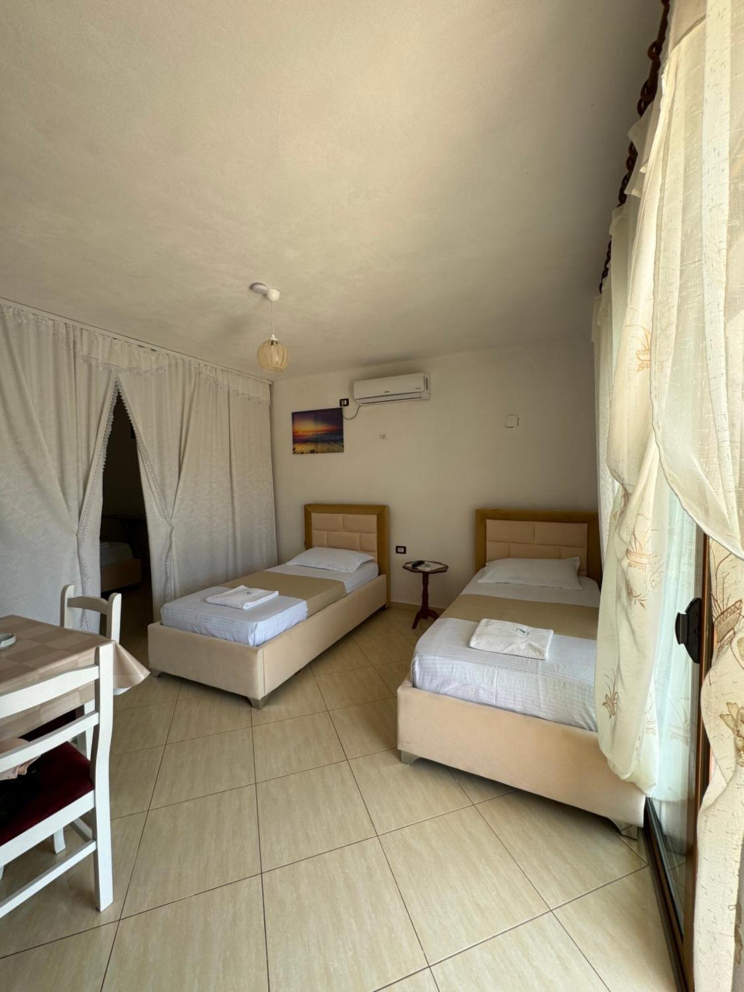 Teo Apartment Saranda Dış mekan fotoğraf