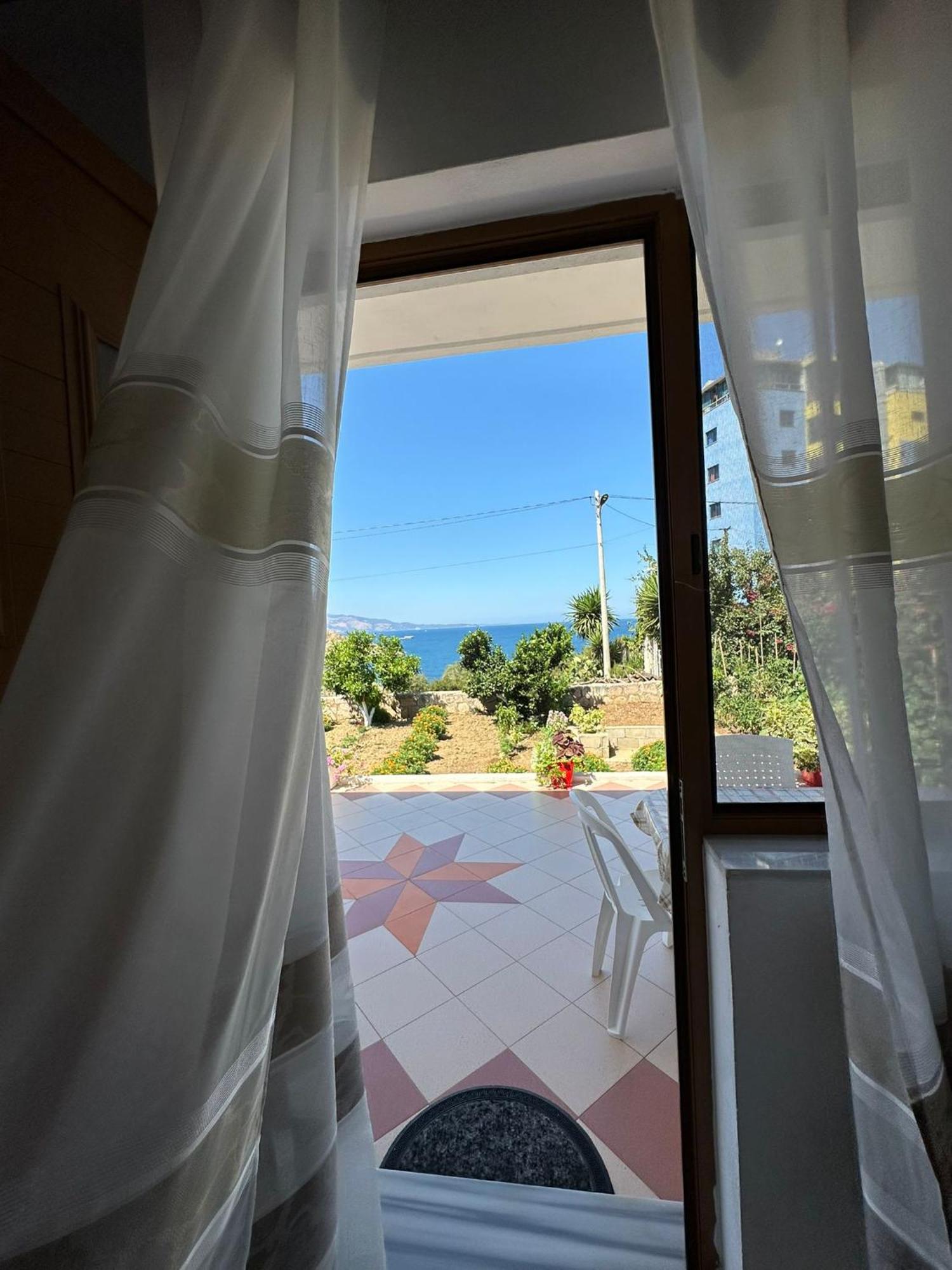 Teo Apartment Saranda Dış mekan fotoğraf